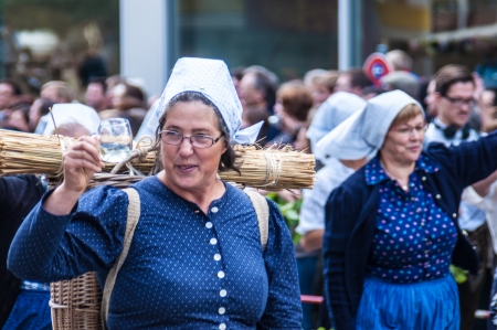 Parade of the hosts of the tents of the Oktoberfestのeditorial素材