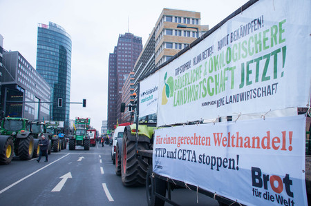 BERLIN, GERMANY - JANUARY 16: Demonstration "Wir haben es satt!" against the agricultural industry on January 16, 2016 in Berlin, Germanyのeditorial素材
