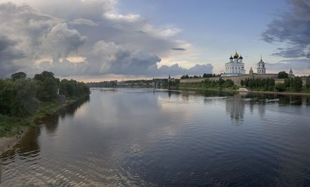 Thunderclouds above the Pskov Kremlinの写真素材