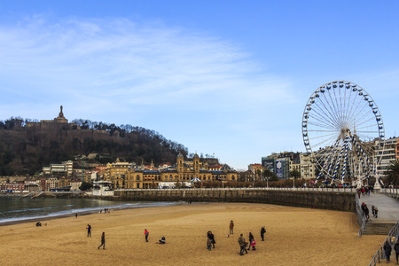 San Sebastian, Spain - Jan 2019: La Concha beach at San Sebastian. In the distance the old townのeditorial素材