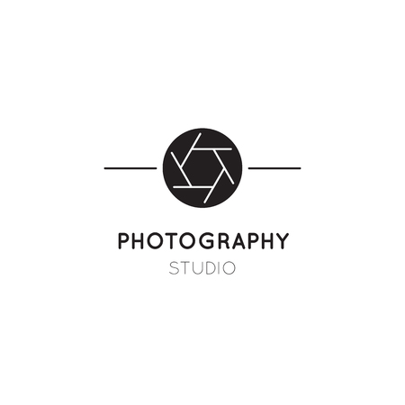 Vector thin line icon, camera shutter silhouette. Logo template illustration for photographer, photography studio, shop or school. Black on white isolated symbol. Simple modern design.のイラスト素材