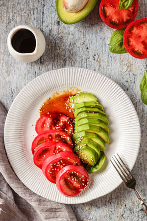 avocado, spinach and tomato salad. high quality photoの写真素材
