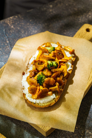 bruschetta with cottage cheese and chanterelles.