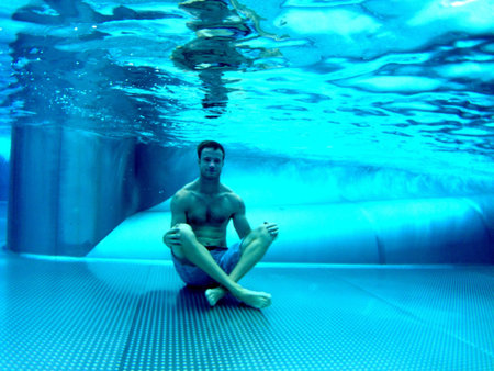 Underwater yoga 