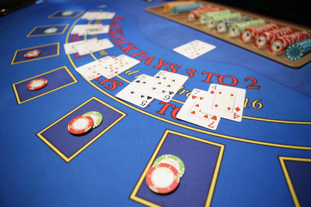 Card player checks handの写真素材
