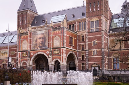Amsterdam, Netherlands on March 29, 2015: View of Rijksmuseum with fountain in Amsterdam, Netherlandsのeditorial素材