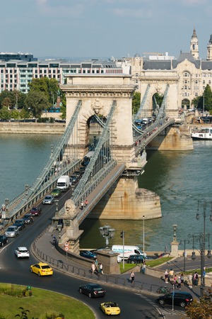 Traffic at the Chain Bridge, Budapest, Hungaryのeditorial素材