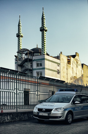 street view in the eveningのeditorial素材