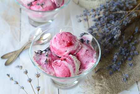 Lavender and Black Currant Ice-Creamの写真素材