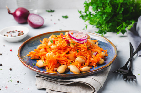 White Bean Carrot Salad, Vegan Meal, Appetizer, Healthy Eatingの写真素材