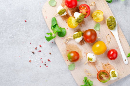 Italian Caprese Canapes Salad With Tomatoes, Mozzarella And Fresh Basil, Snackの写真素材