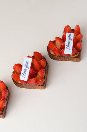 Strawberry Mini Tarts, Delicious Dessert, Valentine's Day Sweet Treatの写真素材