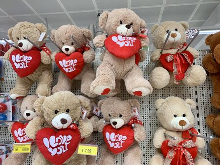 28.01.2020 Cyprus Paphos mall Lots of teddy bears white and brown. Cute bear.のeditorial素材