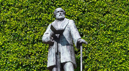 Monument in homage to Ezequiel Montes Ledezma, prominent Mexican liberal politician of the 19th century.のeditorial素材