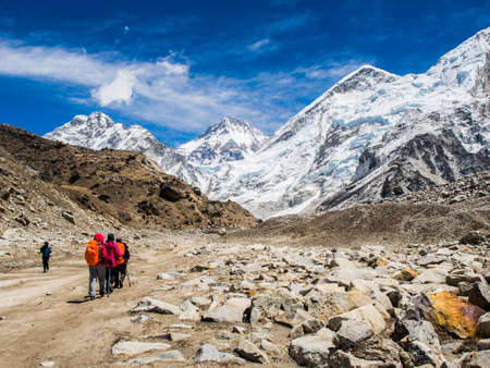 Trekker with the beautiful mountains background in Nepalのeditorial素材