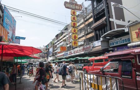 CHIANG MAI,THAILAND-SEPTEMBER 17, 2018 : Warorot market (kad luang) famous for tourists for local market buy souvenirsのeditorial素材