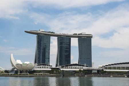 SINGAPORE MARCH 26,2017. Landscape of Singapore with blue cloudy skyのeditorial素材