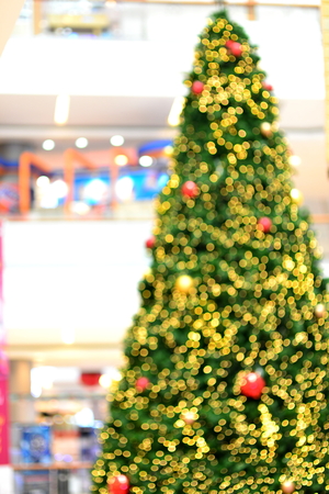 blur christmas treeの写真素材