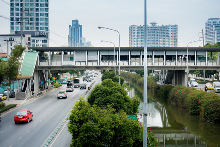Bangkok, Thailand - January 7, 2017: People are walking on City Crossing bridge in Silom Road, Bangkokのeditorial素材