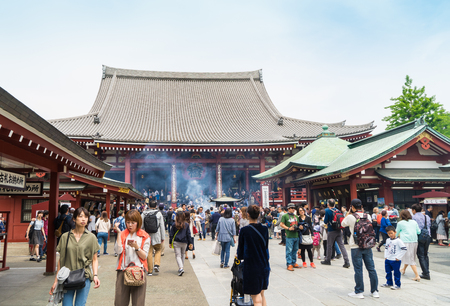 Tokyo, Japan - May 1, 2017: Tourists and Local are visiting Sensoji Shrine in Asakusa, Tokyo.のeditorial素材