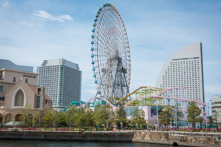 Tokyo, Japan - May 6, 2017: Yokohama Cosmo world Amusement park in Yokohama Bay.のeditorial素材
