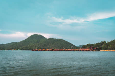 People are getting on the Raft resort in Thai lake for Vaccationの写真素材
