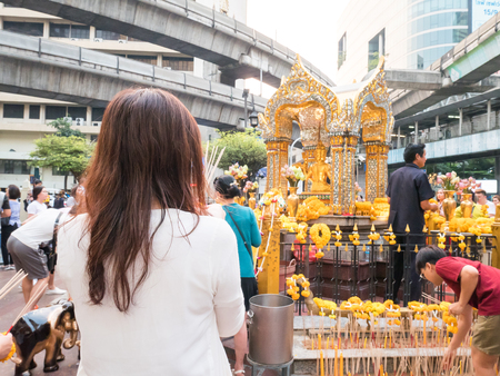 People are paying respect to the Erawan Shrine, Tourists make a merit at Erawan Shrine at Ratchaprasong Junctionin.THAILAND, March 24, 2018のeditorial素材
