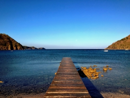jetty on the beachの素材
