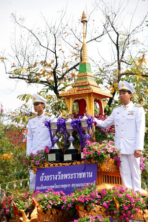 CHIANGMAI, THAILAND - FEBRUARY 2-2013 : Unidentified Thai people on the parade in ChiangMai Flower Festival 2013 at ChiangMai, Thailand.のeditorial素材