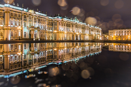 Russia, Saint-Petersburg, 03, January, 2018: View of the Hermitage reflected in a puddleのeditorial素材