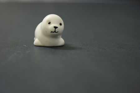White toy seal facing cameraの写真素材