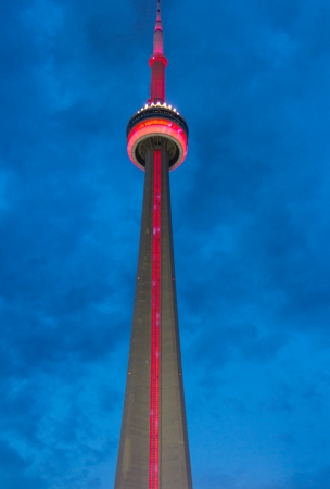 cN Tower at dusk.のeditorial素材