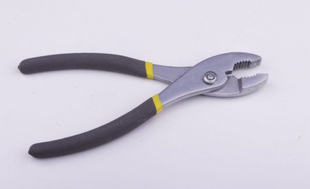 Slip joint pliers