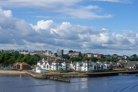 White houses near the Harbor of New Castleの写真素材