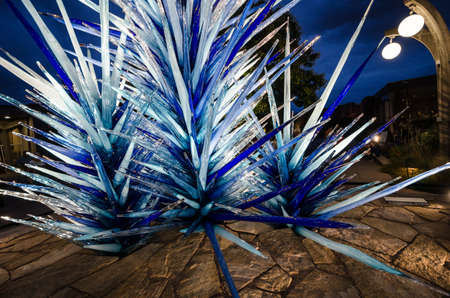 Dale Chihuly, Lapis Icicle Tower, 2014 Denver Botanic Gardens, (Landscape)のeditorial素材