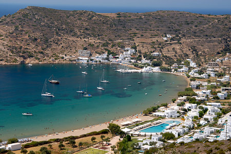Idyllic bay with a long beach in Vathy Sifnosの写真素材