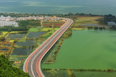 Dianchi Lakeside Expressway, Kunming, Yunnan, Chinaの写真素材
