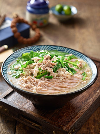 Minced meat noodle