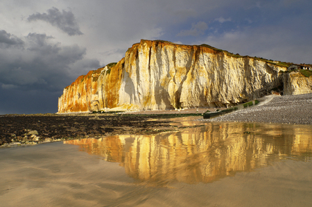 Small Slabs - Cliff at sunsetの写真素材