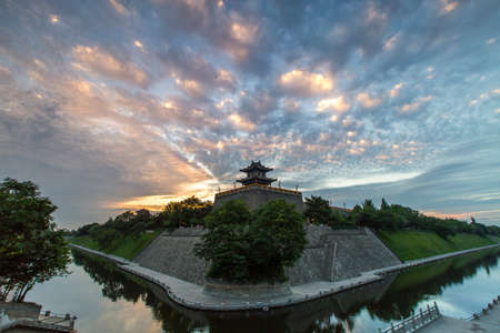 Sunset landscape in the southeast corner of Xi'anのeditorial素材