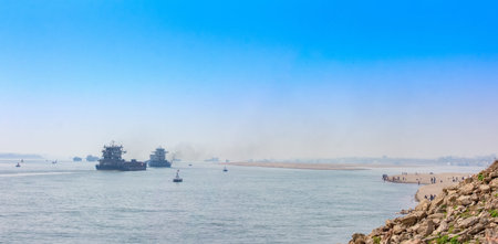 boat shipping  on Yangtze River