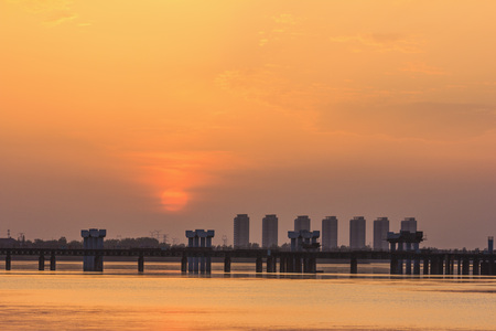 Sunset, sunset, clouds, lake, beautiful sceneryの写真素材