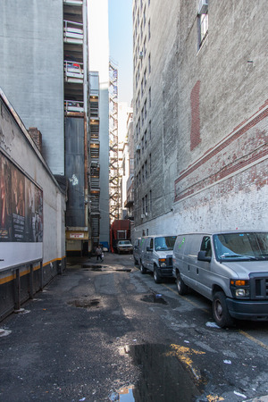 Dirty back alley in Manhattan New York Cityのeditorial素材