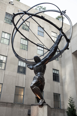 Atlas statue at Rockefeller Center in New York Cityのeditorial素材