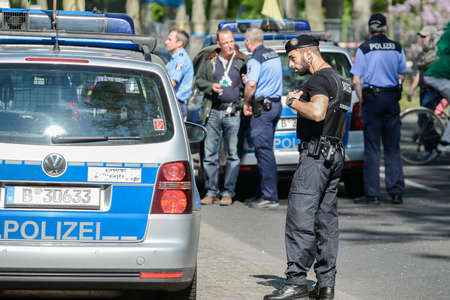 Berlin. Germany - MAY 09, 2015: The police are in control of the order. square victory day in Berlin.のeditorial素材