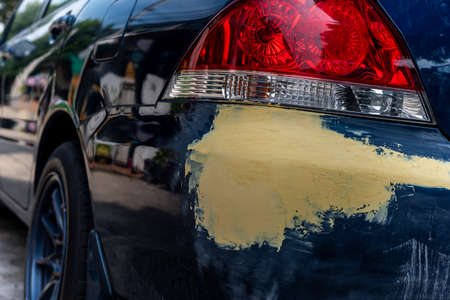 Car paint broken, repair the old paint, polish to do Iron Blue Pattern Sandpaperの写真素材