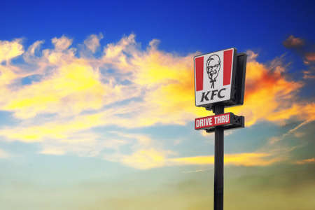 kfc store sign kfc Bangkok, Thailand logo kfc items and thousands of branches in countries that kfc Thailand 14 February 2021のeditorial素材