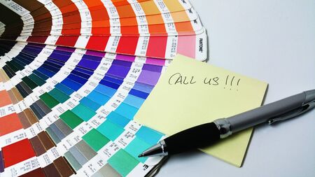 written note on top of pantone chartの写真素材