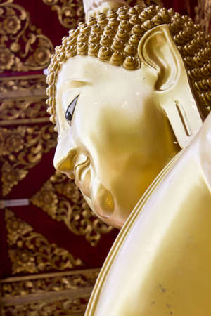 Side of Buddha s statueの写真素材