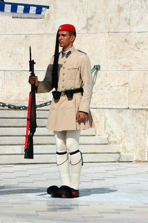 Athens, Greece ,August 14 - Greek Presidential guard change  in front of the  Parliament on February 14, 2010 in Athens, Greece. Evzones, or Evzoni, is the name of several historical elite light infantry and mountain units of the Greek Armyのeditorial素材